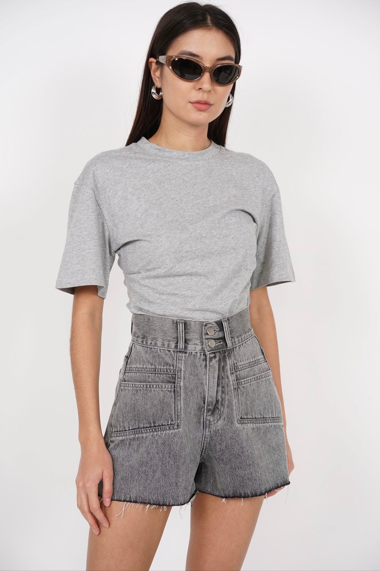 High-Waist Double Button Shorts in Washed Grey