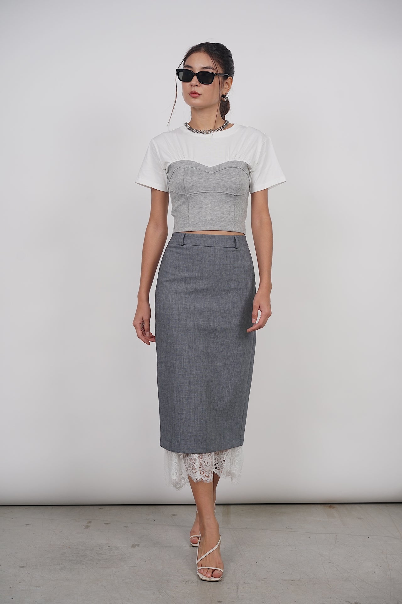 Dreamy Lace Skirt in Heather Grey