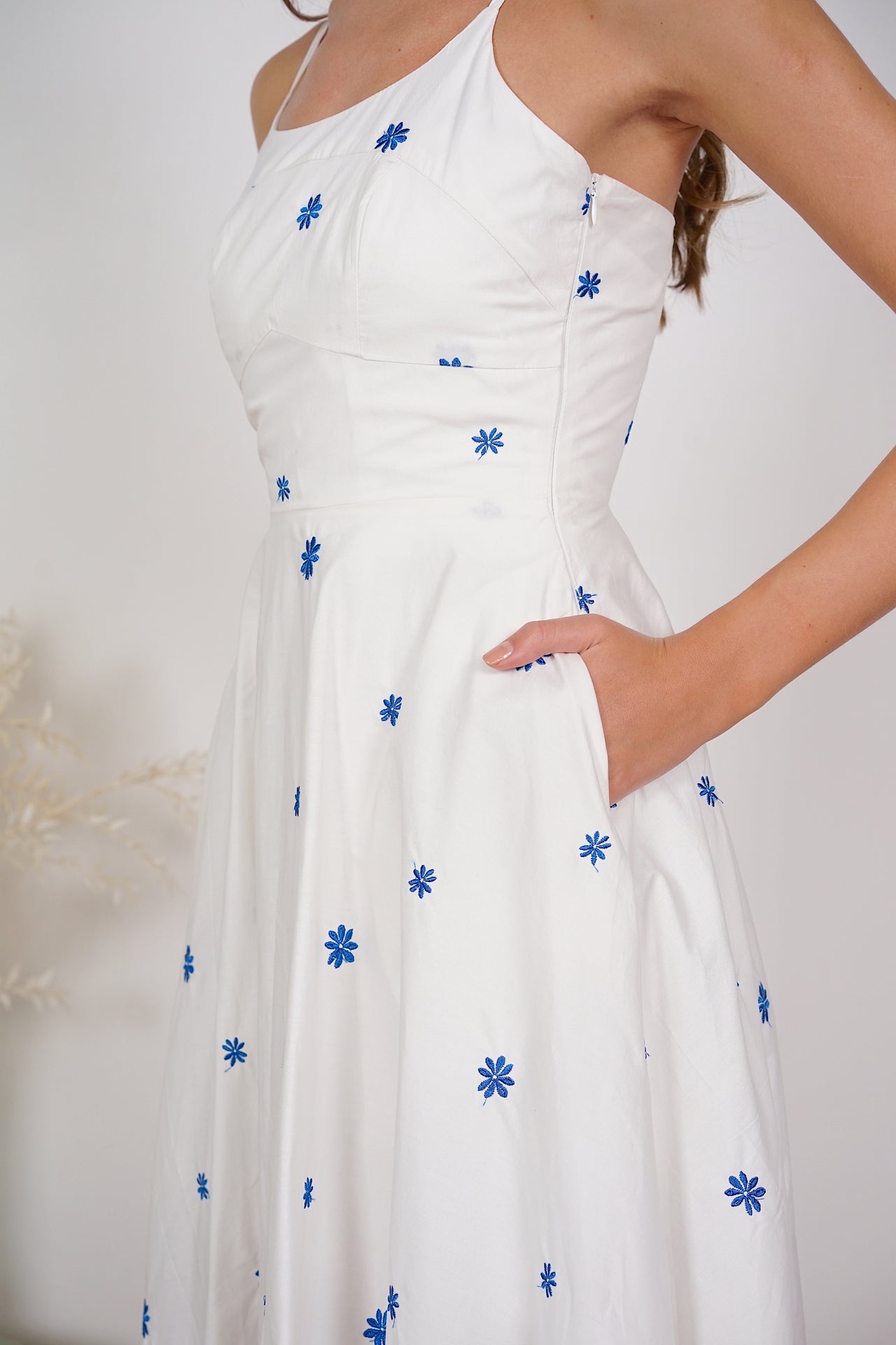 Kathleen Flared Midi Dress in White Blue Floral