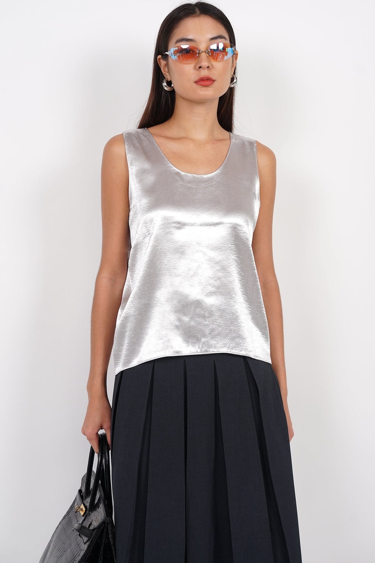 Curve Neck Tank Top in Silver